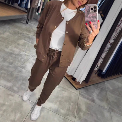 🧥🌙 【Camiseta + Pantalón】Cómodo y elegante, con una comodidad excepcional: ¡el conjunto informal de sudadera y chaqueta ya está disponible! 💃