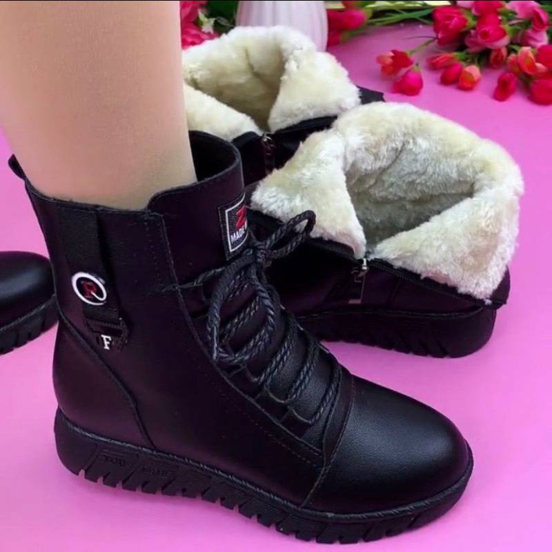 💥【35-40】Estas nuevas botas de invierno están hechas de cachemira y cuero, con un forro de algodón grueso e impermeable.