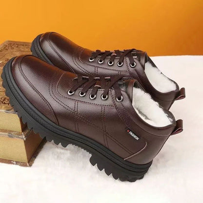【49% OFF】【39-44】 Zapatos de cuero de suela gruesa, cálidos y esponjosos, engrosados de invierno para hombres